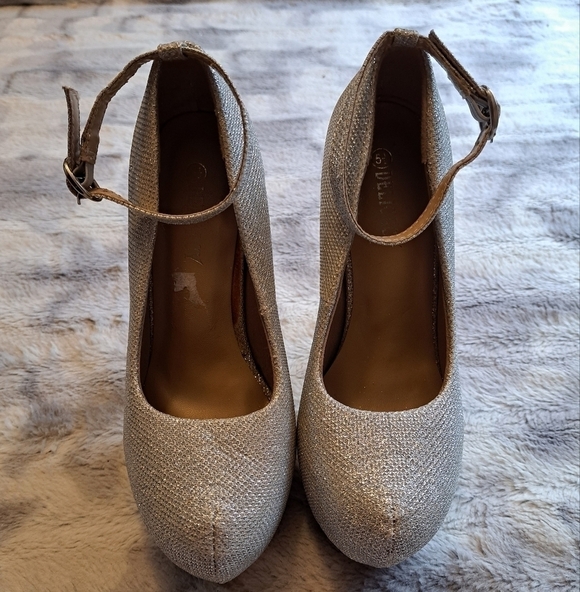 Delicacy Sunset Irredescent Platform Shoes Size 5 1/2 - Picture 3 of 10